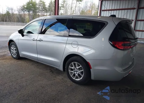 2024 Chrysler Pacifica Touring L z USA, uszkodzony, nr VIN 2C4RC1BG4RR148105